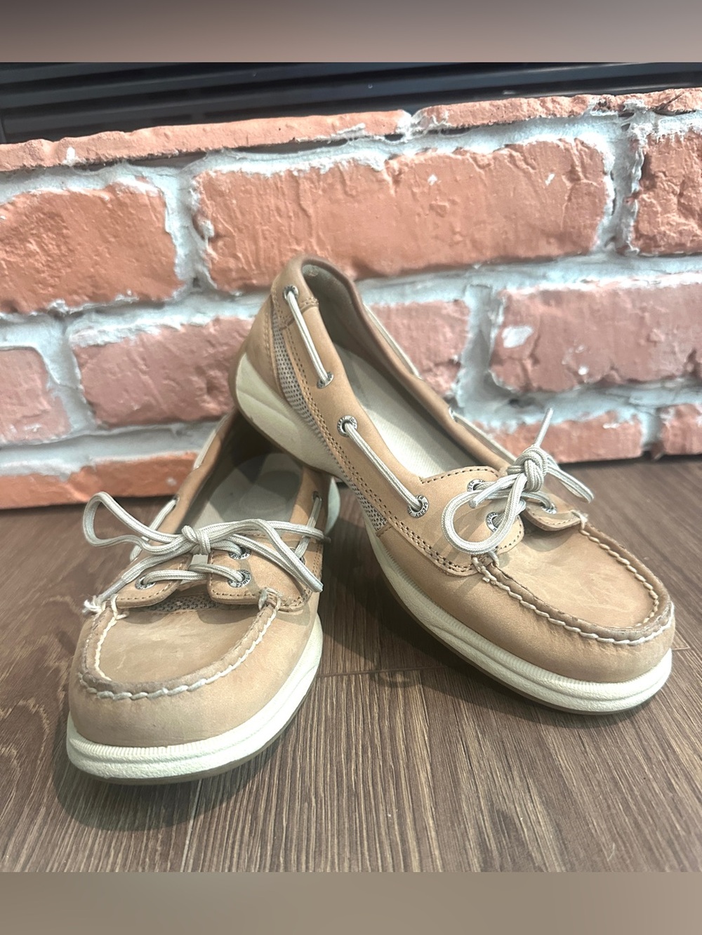 Women's Tan Leather Boat Shoes Slip-On Loafers Size 7.5